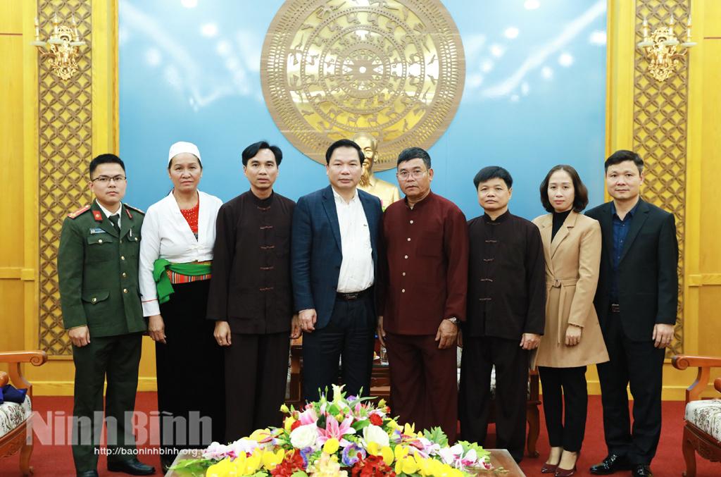 Gặp mặt Đoàn đại biểu tỉnh Ninh Bình dự Đại hội đại biểu toàn quốc các dân tộc thiểu số Việt Nam lần thứ II