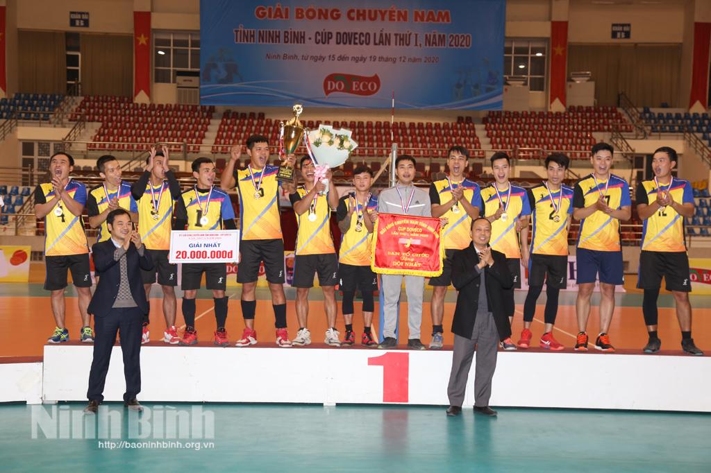 Chung kết và trao thưởng Giải bóng chuyền nam Cúp Deveco lần thứ I năm 2020