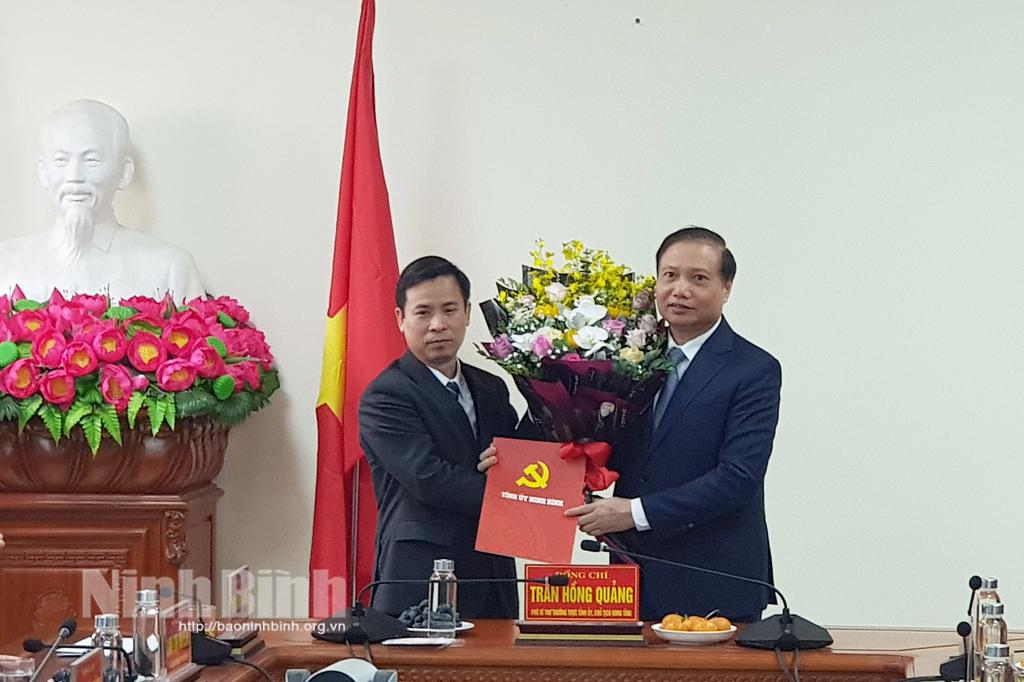 Công bố Quyết định của Ban Thường vụ Tỉnh ủy về công tác cán bộ tại huyện Gia Viễn