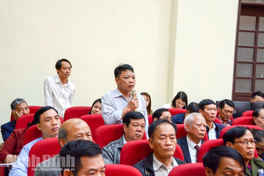 Thường trực Thành ủy Ninh Bình đối thoại với Bí thư chi bộ, tổ trưởng tổ dân phố, thôn