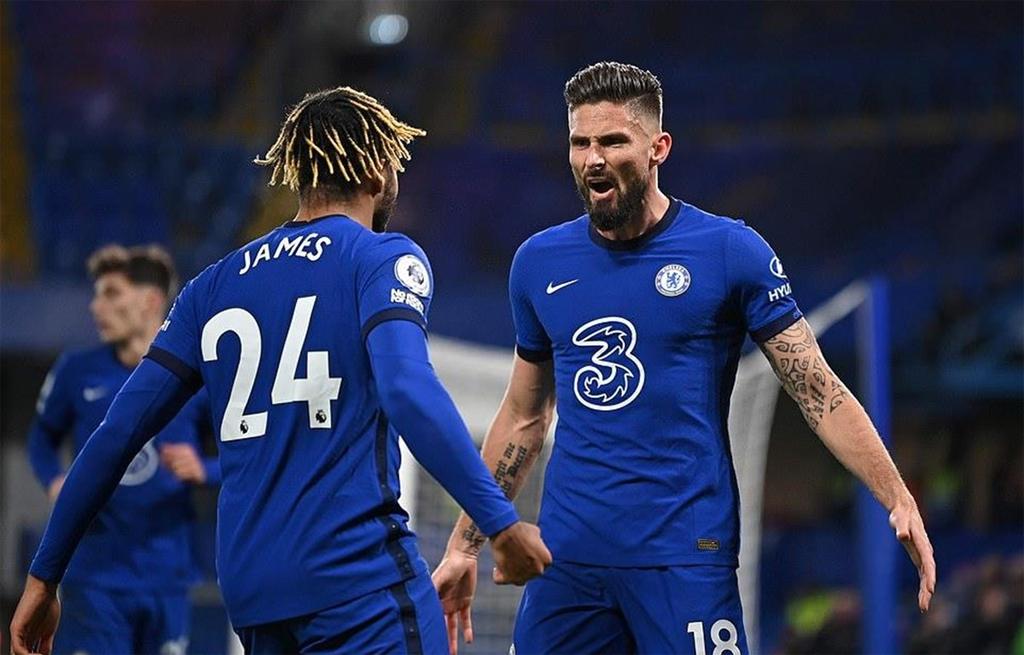 Premier League: Chelsea lên đỉnh, Manchester United vào tốp 4