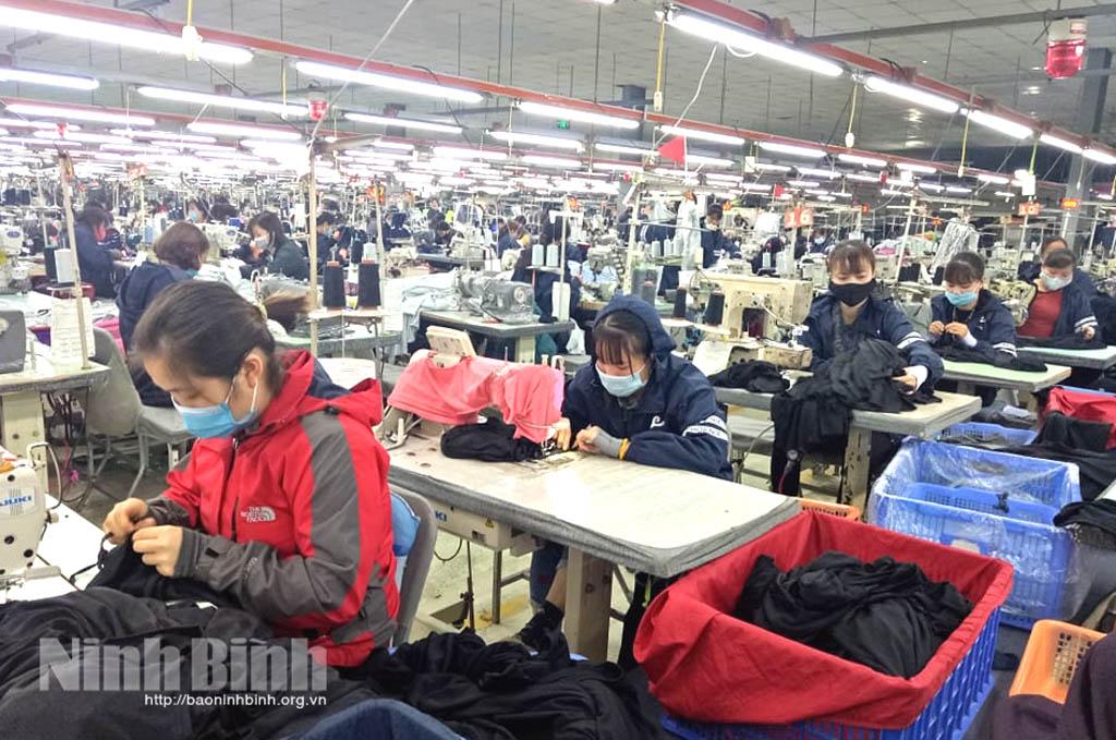 Quan tâm chăm lo đời sống người lao động