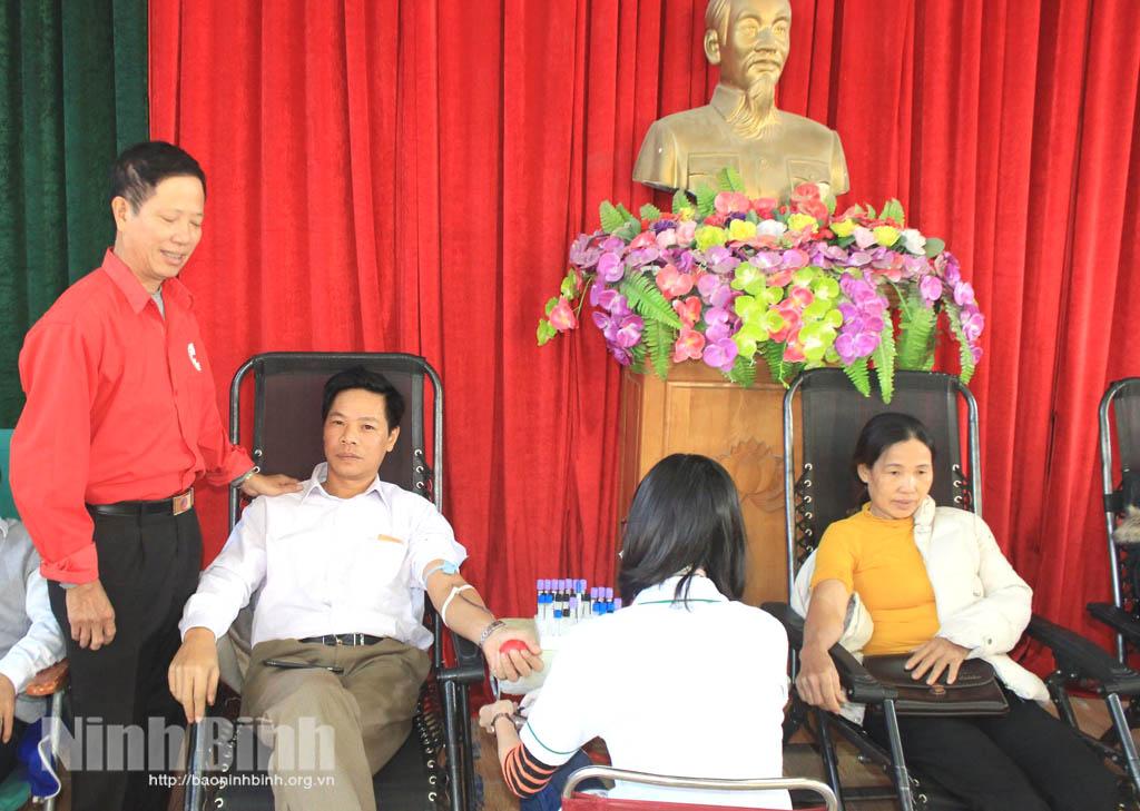 Yên Mô: Thu được trên 291 đơn vị máu trong ngày hội hiến máu đợt 2 năm 2020