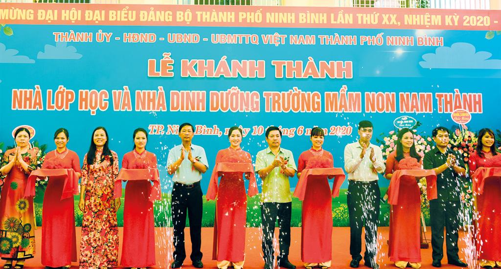 Nhiều hoạt động chào mừng Đại hội Đảng bộ thành phố Ninh Bình