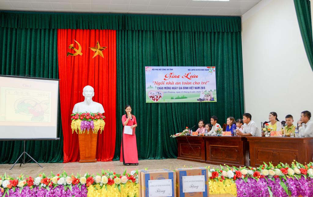 Diễn đàn "Ngôi nhà an toàn cho trẻ" tại xã Văn Phương