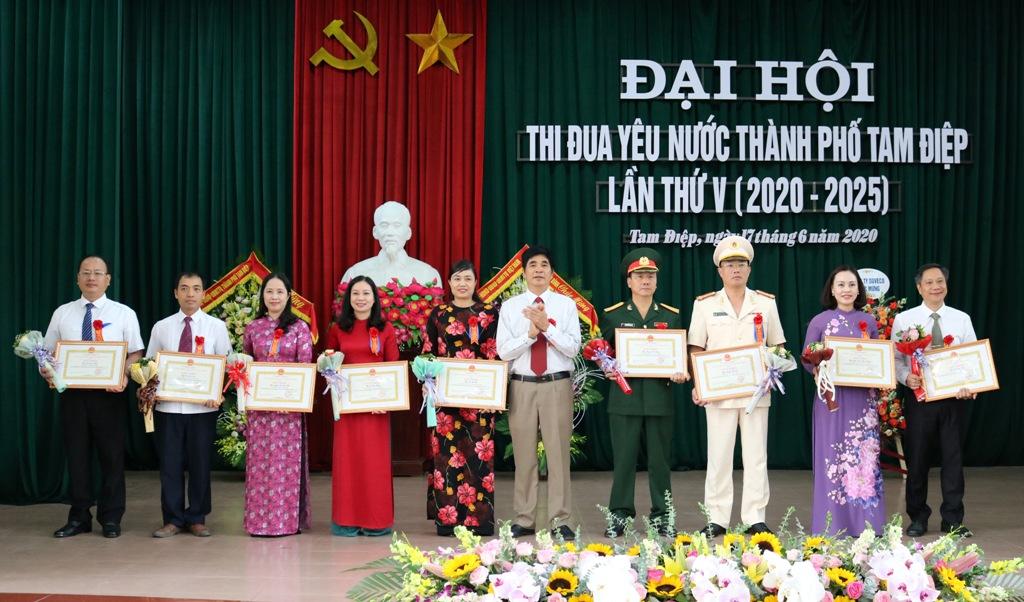 Đại hội Thi đua yêu nước thành phố Tam Điệp lần thứ V