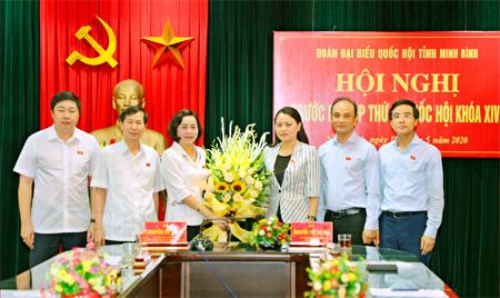 Đồng chí Nguyễn Thị Thu Hà Bí thư Tỉnh ủy được bầu giữ chức Trưởng đoàn ĐBQH tỉnh khóa XIV