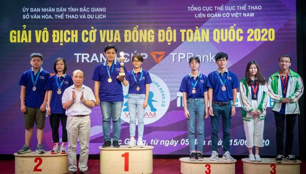 Ninh Binh chess team won a silver medal in National Team Chess Champs