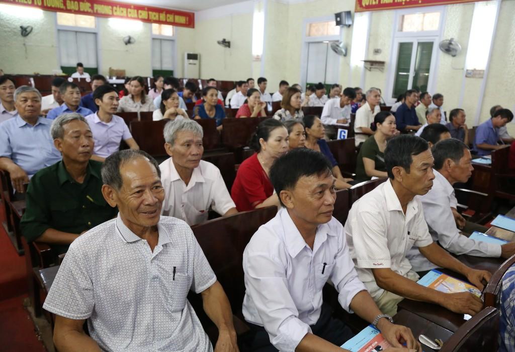 Tập huấn kiểm soát dịch bệnh COVID-19 cho tình nguyện viên chữ thập đỏ