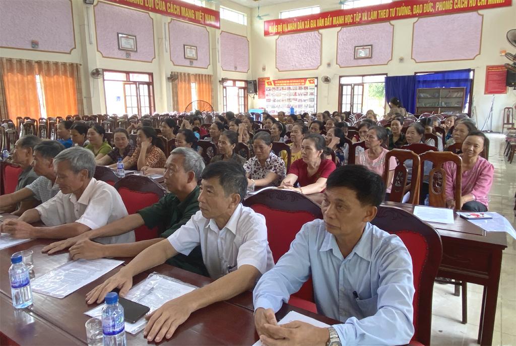 Cung cấp kiến thức về mất cân bằng giới tính khi sinh tại huyện Gia Viễn