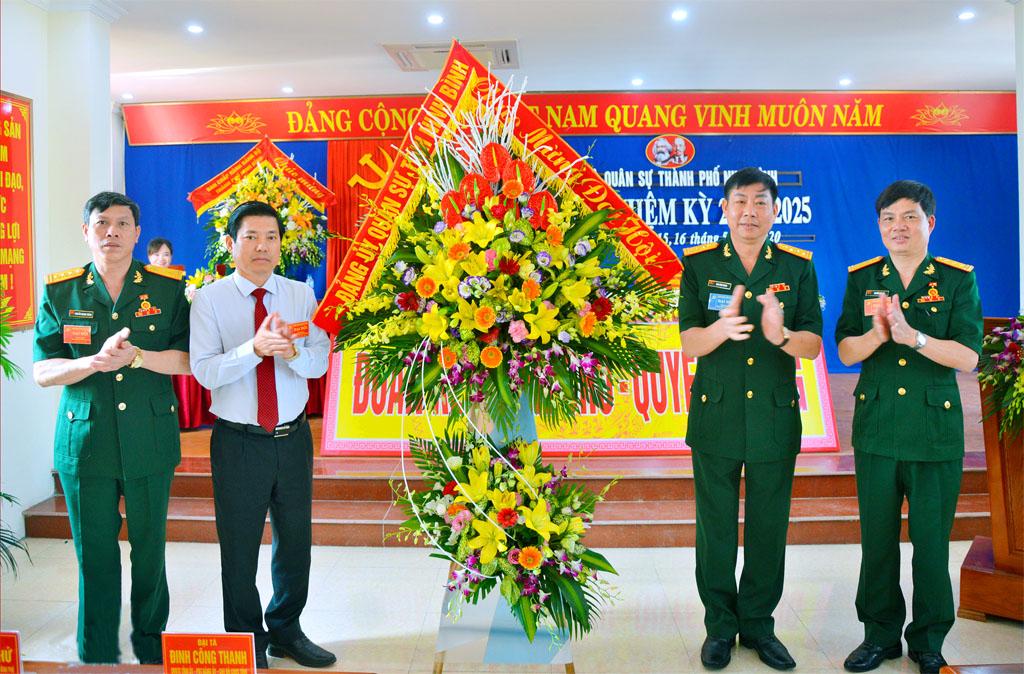 Xây dựng LLVT tỉnh vững mạnh toàn diện, có chất lượng tổng hợp và khả năng chiến đấu cao