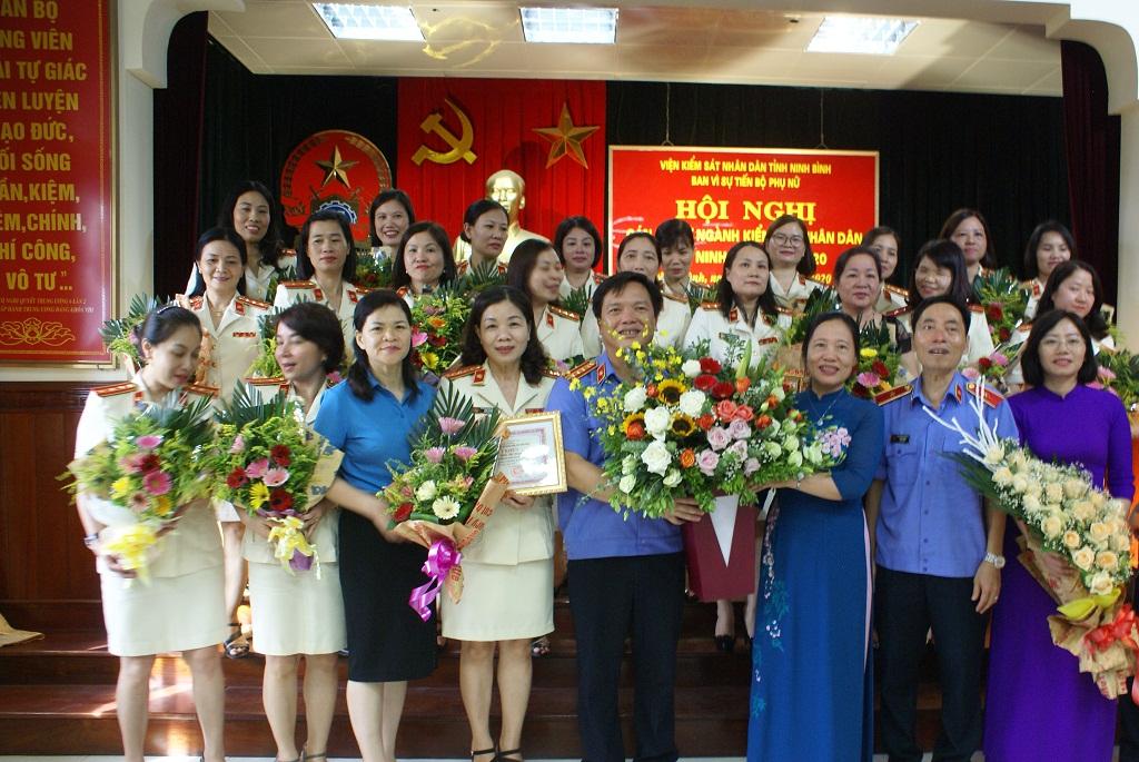 Ngành kiểm sát nhân dân tỉnh vinh danh 22 cán bộ nữ tiêu biểu