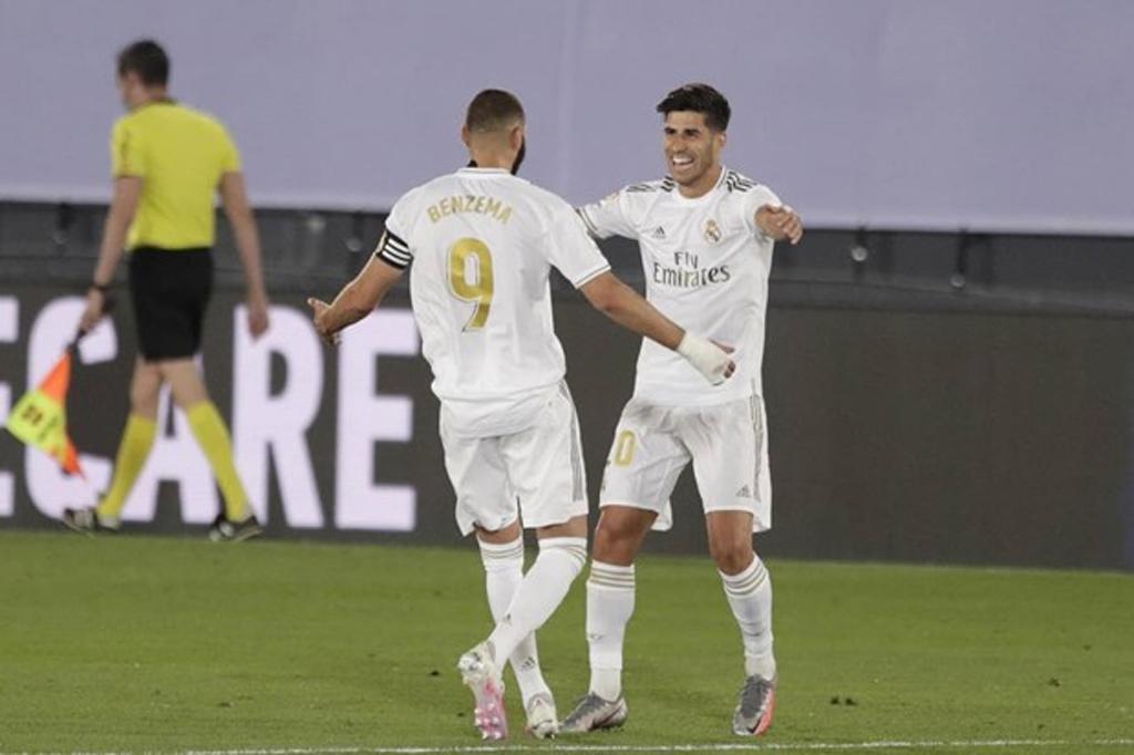 Hạ Alaves, Real Madrid cận kề ngày biến Barcelona thành cựu vương