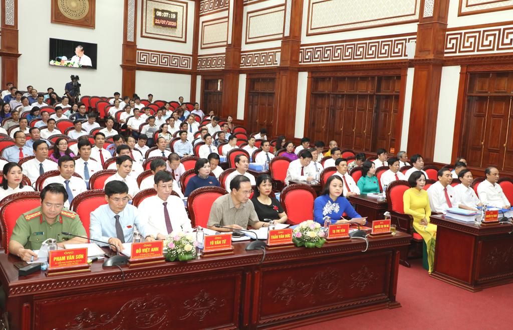 Khai mạc kỳ họp thứ 19, HĐND tỉnh khóa XIV