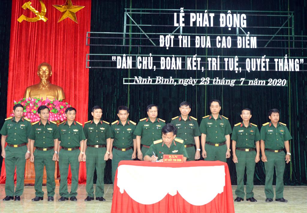 Bộ CHQS tỉnh phát động đợt thi đua cao điểm "Dân chủ, đoàn kết, trí tuệ, quyết thắng"