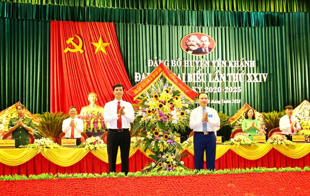"Xây dựng Yên Khánh thành miền quê đáng sống, an toàn, sáng, xanh, sạch, đẹp"