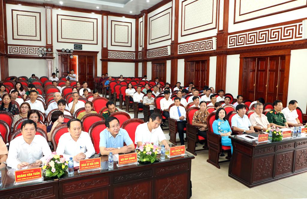 Hoa Lư gặp mặt kỷ niệm 90 năm Ngày truyền thống ngành Tuyên giáo của Đảng