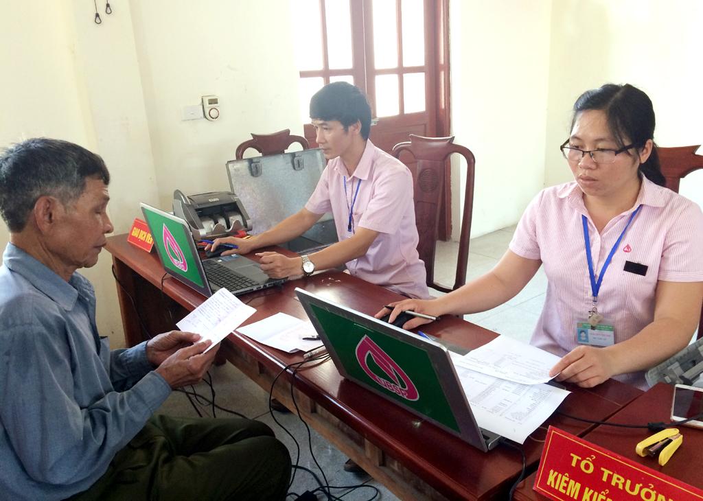 Chú trọng hoạt động ủy thác cho vay vốn