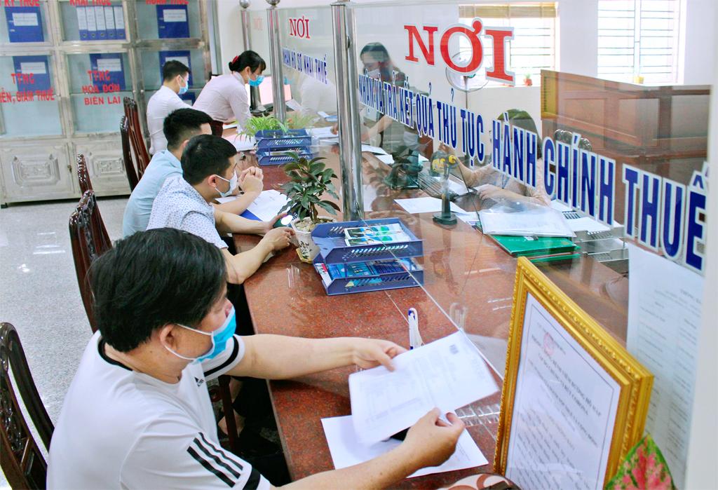 Ngành thuế Ninh Bình: Vượt qua khó khăn, tăng thu ngân sách