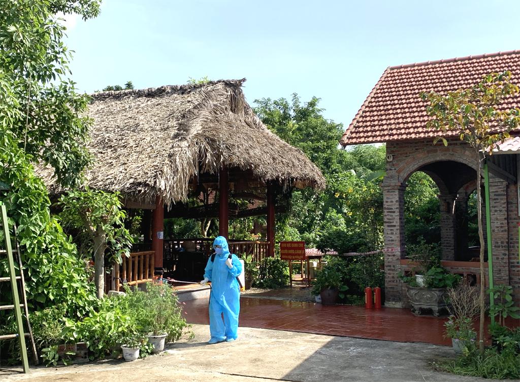 Cách ly 10 chuyên gia nước ngoài tại khách sạn Eco Garden Bungalow
