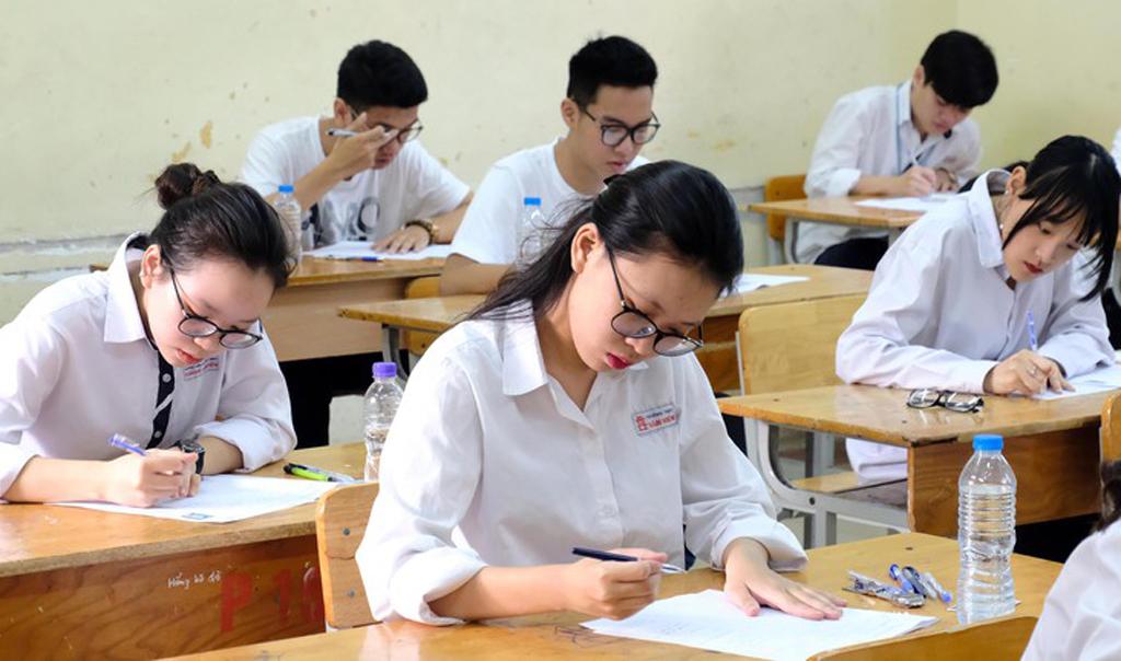 Bộ GD&ĐT hướng dẫn tổ chức 2 đợt thi tốt nghiệp THPT