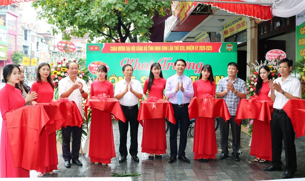 Khai trương cửa hàng nông sản an toàn tại thành phố Ninh Bình