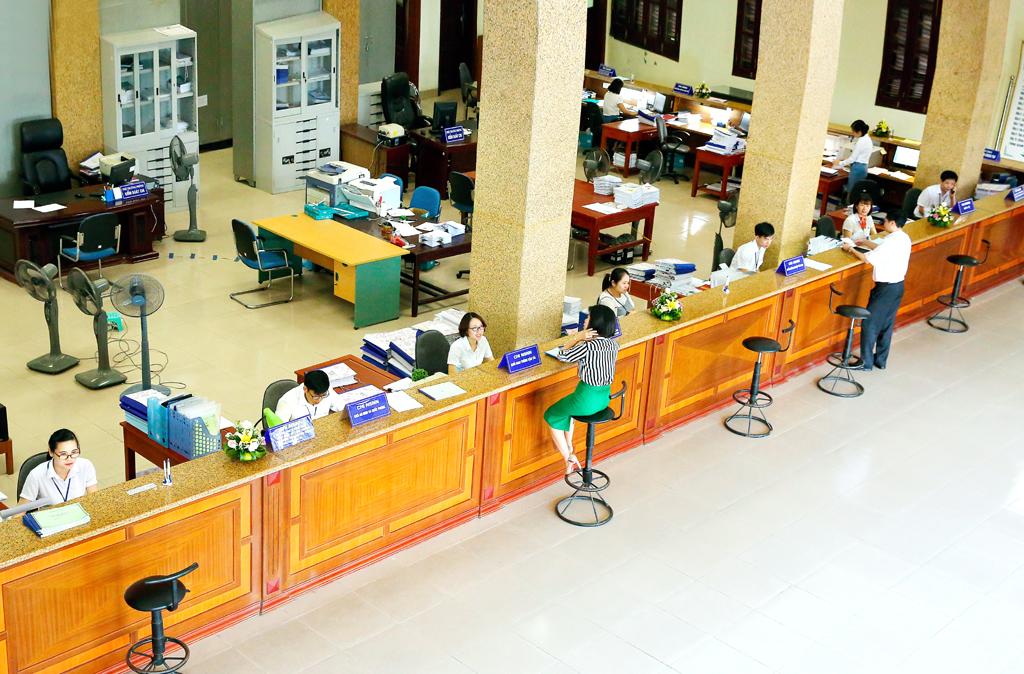 Kho bạc Nhà nước Ninh Bình: Đẩy mạnh triển khai dịch vụ công trực tuyến, mang lại nhiều tiện ích cho khách hàng