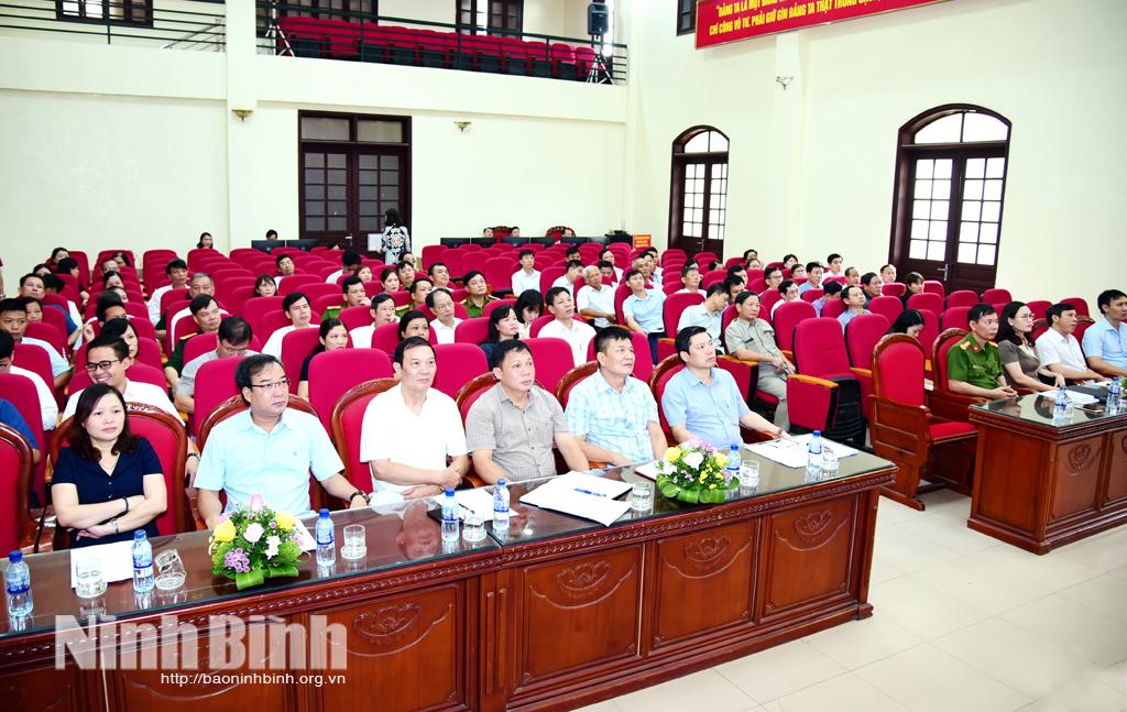 Thành phố Ninh Bình công nhận 223 mô hình, điển hình; khen thưởng 172 tập thể, cá nhân "Dân vận khéo"