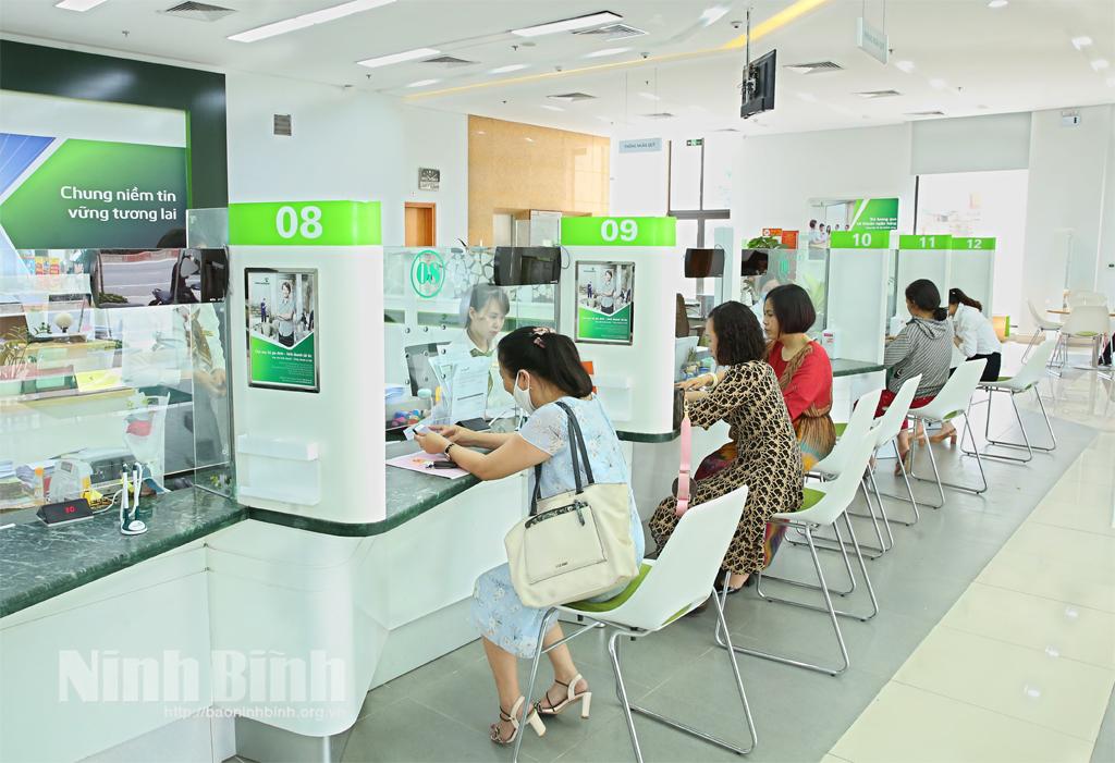 Đa dạng hóa các hình thức tín dụng để hỗ trợ khách hàng