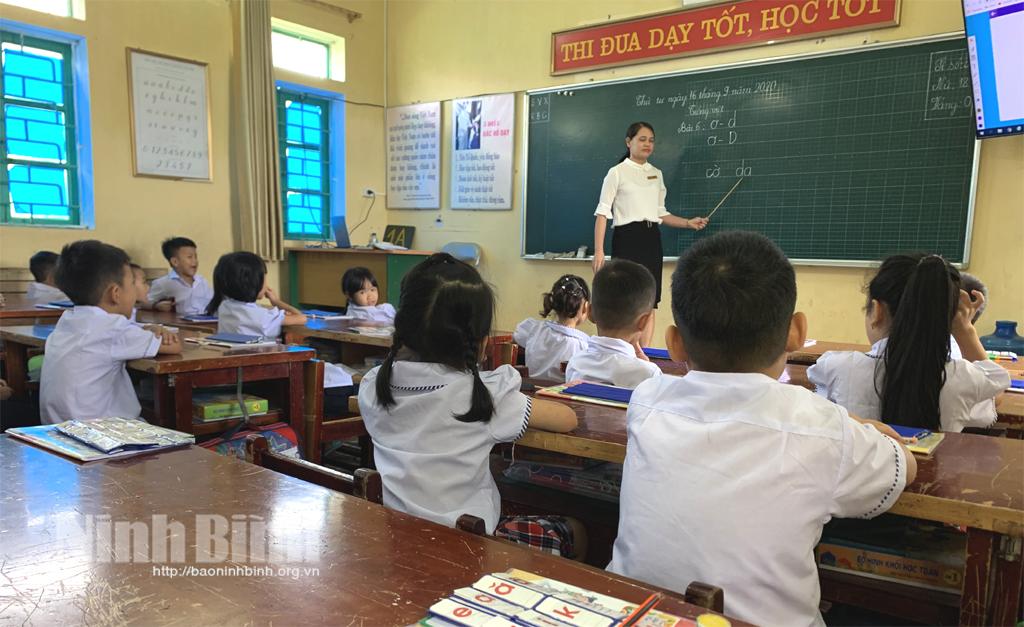 Xung quanh việc triển khai bộ sách giáo khoa lớp 1 theo chương trình giáo dục phổ thông năm 2018