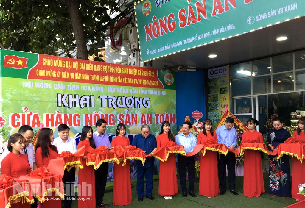 Khai trương cửa hàng nông sản an toàn Ninh Bình tại thành phố Hòa Bình