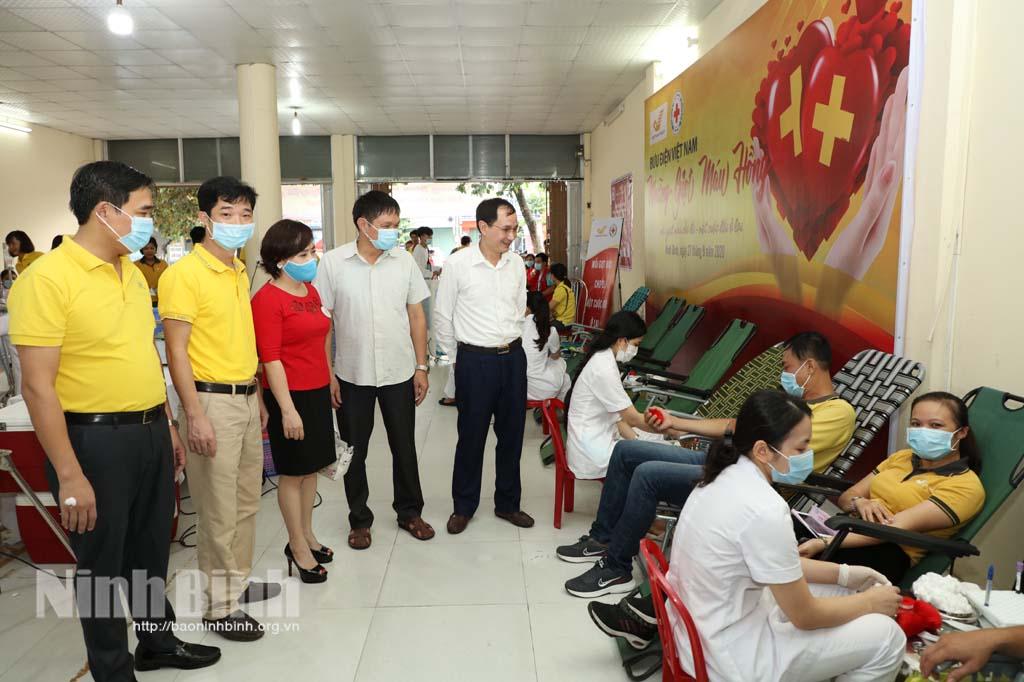 Bưu điện tỉnh tổ chức hiến máu tình nguyện năm 2020
