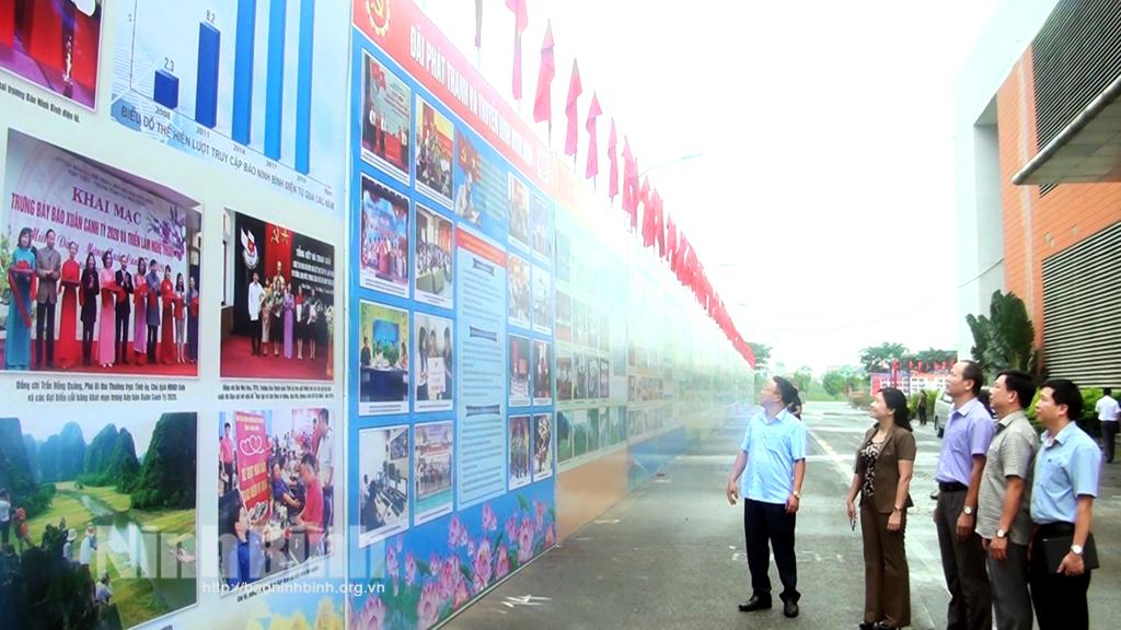 Kiểm tra công tác tuyên truyền Đại hội Thi đua yêu nước tỉnh Ninh Bình lần thứ V