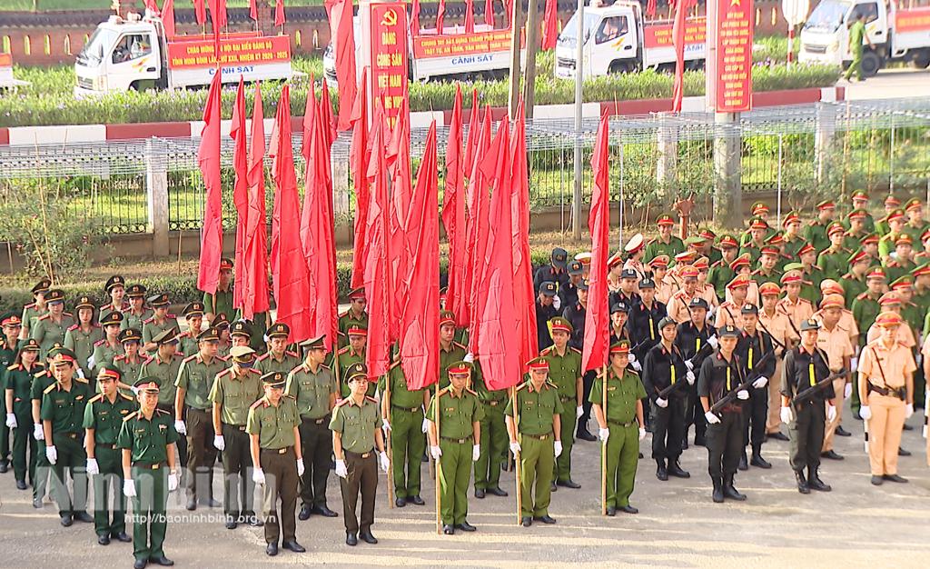 Công an thành phố Ninh Bình phát động "22 ngày thi đua lập công" bảo vệ Đại hội Đảng bộ tỉnh lần thứ XXII