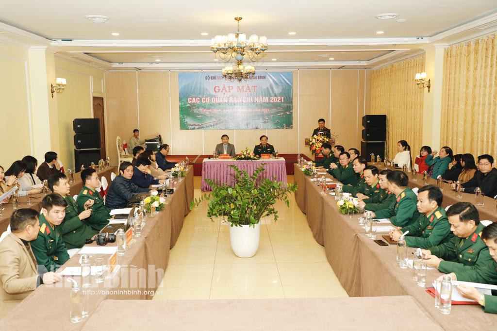 Bộ CHQS tỉnh gặp mặt các cơ quan báo chí
