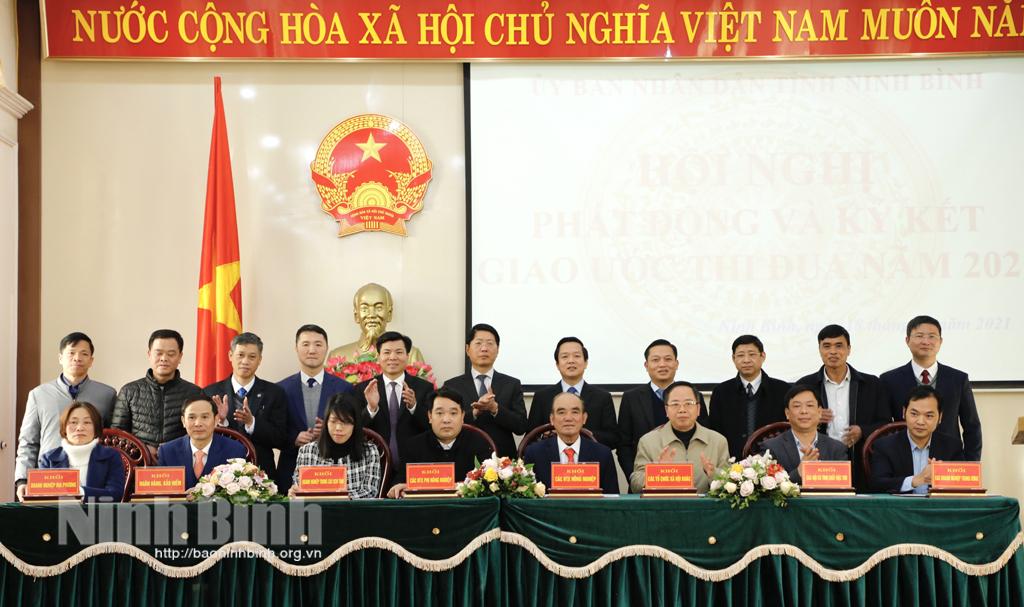 UBND tỉnh phát động phong trào thi đua năm 2021