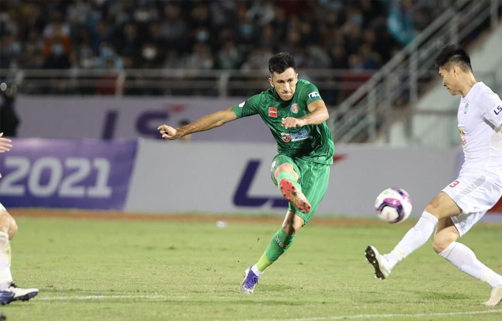 Nhiều bất ngờ tại vòng mở màn giai đoạn 1 V-League 2021