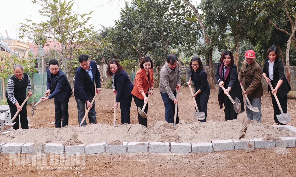 Khởi công xây dựng nhà "Mái ấm tình thương" cho hội viên phụ nữ có hoàn cảnh khó khăn