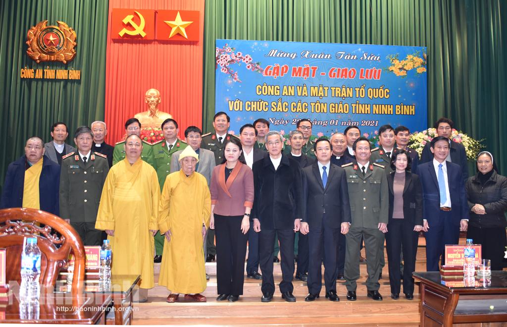 Gặp mặt các chức sắc tôn giáo nhân dịp xuân Tân Sửu 2021