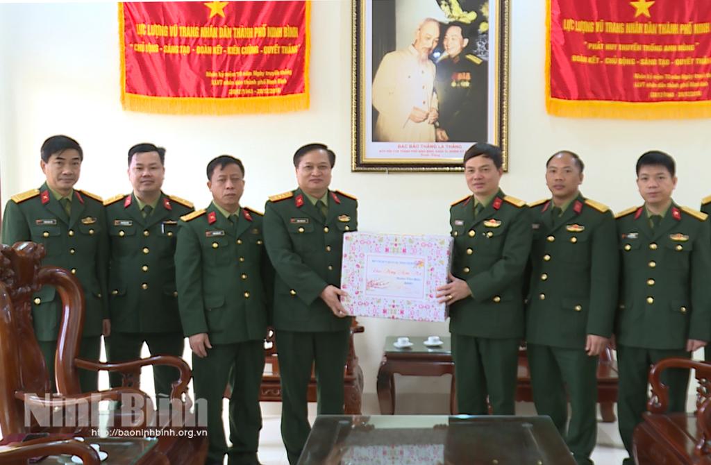 Bộ Chỉ huy quân sự tỉnh kiểm tra và chúc Tết các đơn vị