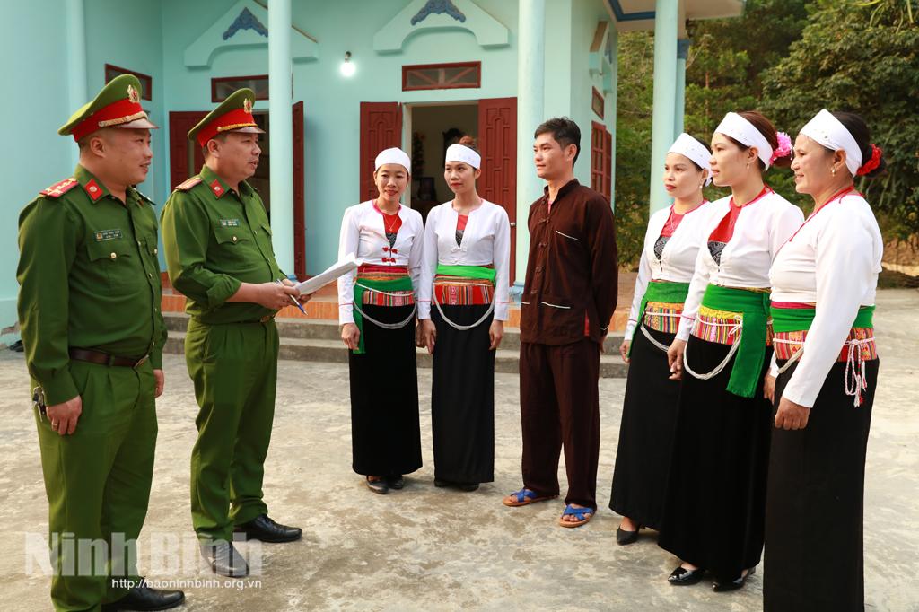 Nho Quan, khẳng định vai trò Công an xã trong đảm bảo ANTT