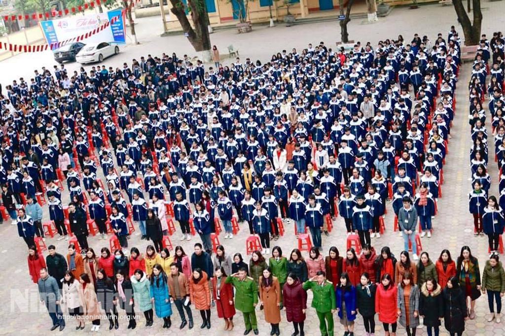 Tuyên truyền về an toàn giao thông, bạo lực học đường