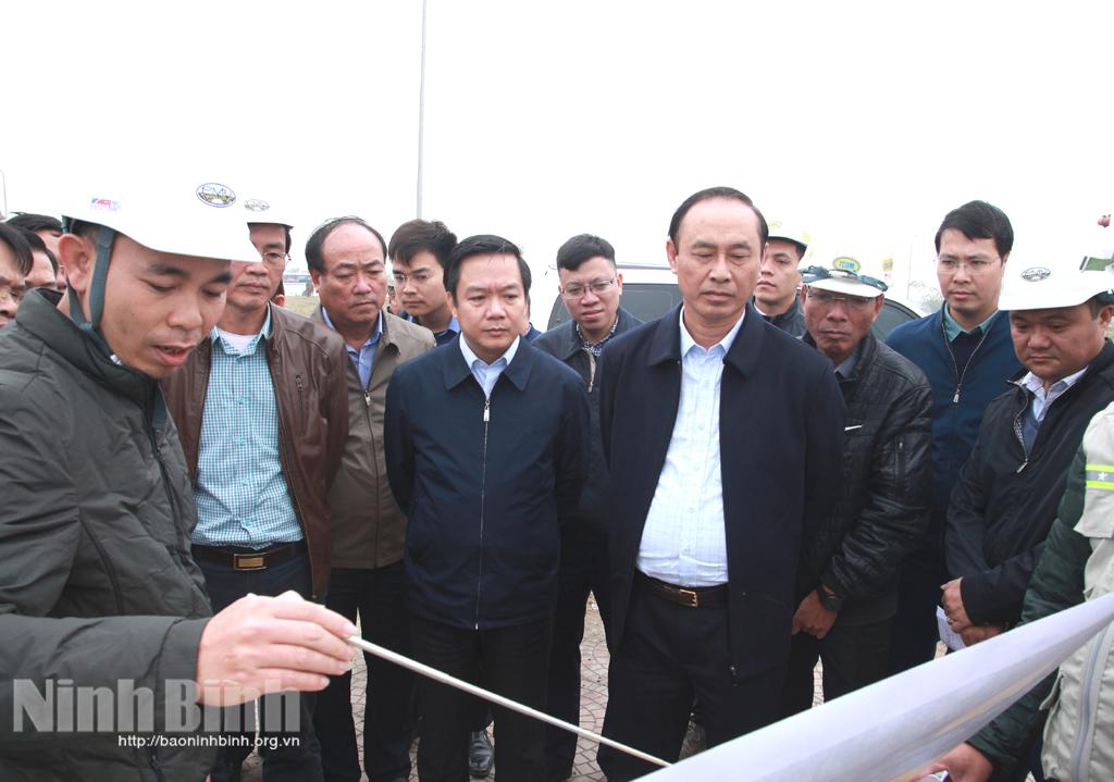 Đoàn công tác của Bộ Giao thông Vận tải kiểm tra tiến độ thực hiện Dự án cao tốc Mai Sơn- Quốc lộ 45