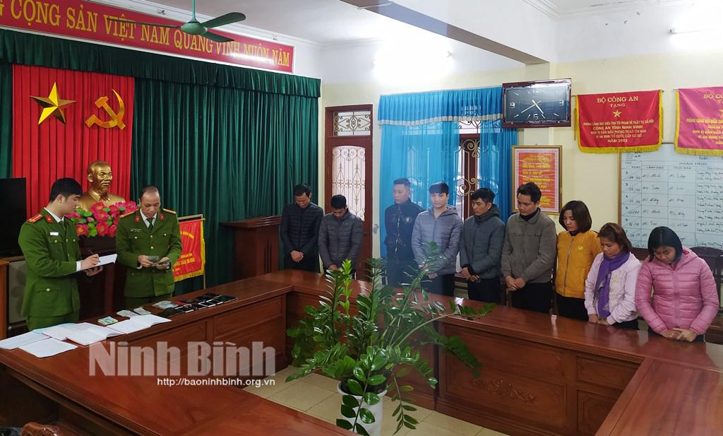 Triệt phá đường dây đánh bạc sử dụng công nghệ cao với số tiền gần 2,8 tỷ đồng