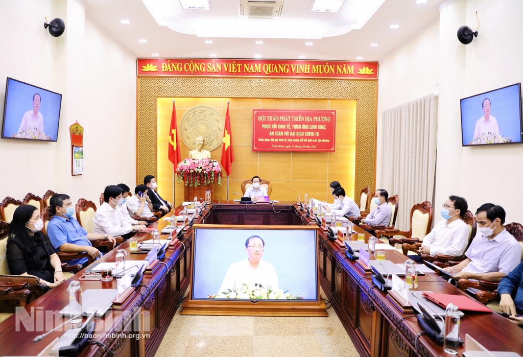 Hội thảo phát triển địa phương "Phục hồi kinh tế, thích ứng linh hoạt an toàn với đại dịch COVID-19"