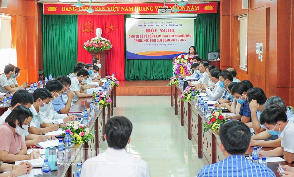 Tăng cường sự lãnh đạo của Đảng đối với công tác phát triển đảng viên trong Đảng bộ tỉnh, nhiệm kỳ 2020-2025