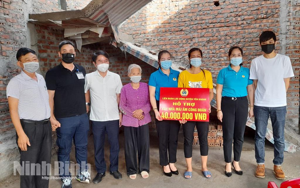 "Mái ấm công đoàn" - Ấm lòng người lao động trong mùa dịch