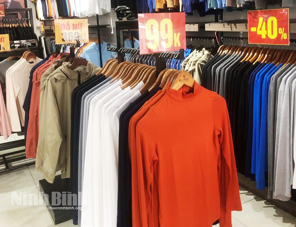 Đa dạng các sản phẩm thời trang thu đông