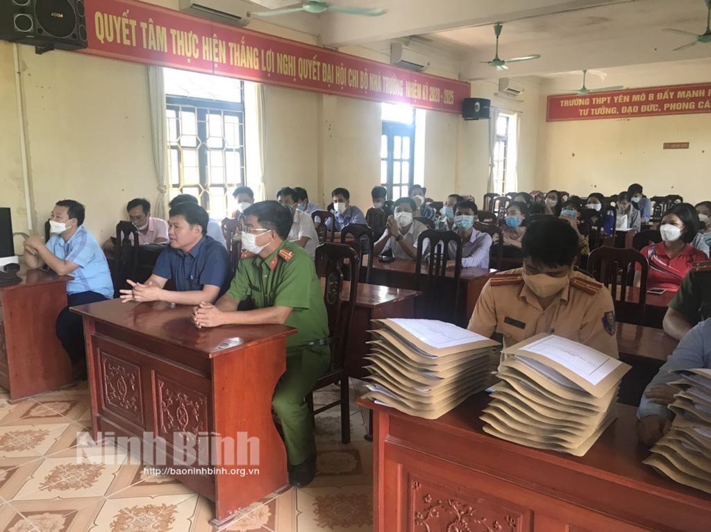 Công an huyện Yên Mô tổ chức cuộc thi tìm hiểu kiến thức ATGT cho học sinh