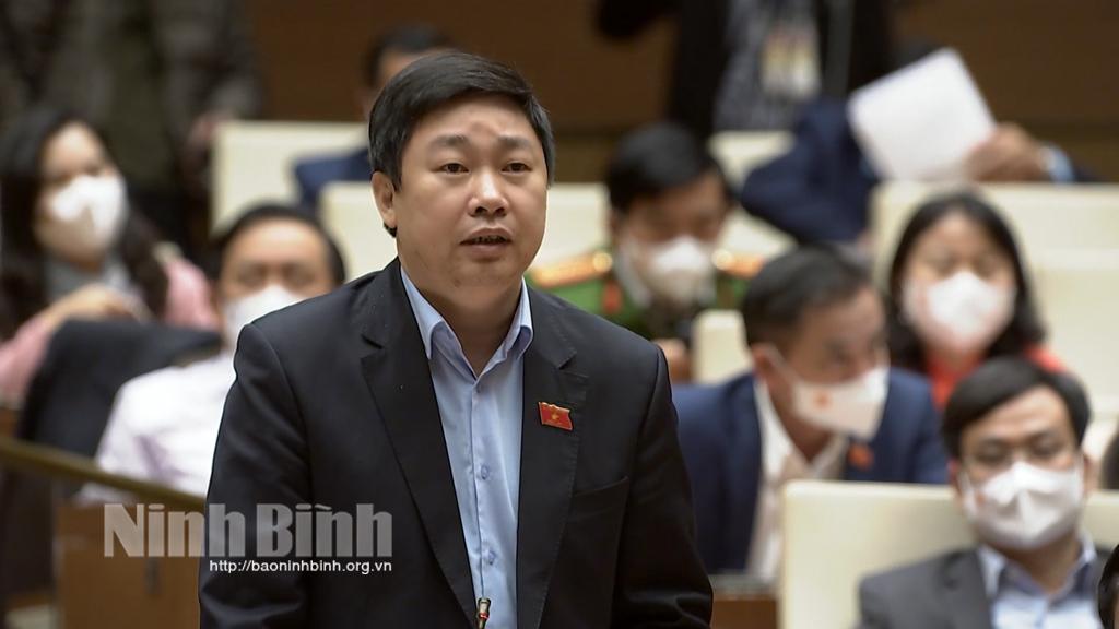 Kỳ họp thứ hai, Quốc hội khóa XV: Đại biểu Quốc hội tỉnh tham gia chất vấn Bộ trưởng Bộ Y tế